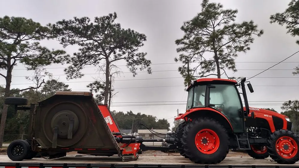 Local residential landscaping for homes in Land O Lakes, FL by Mow'n By Bowen