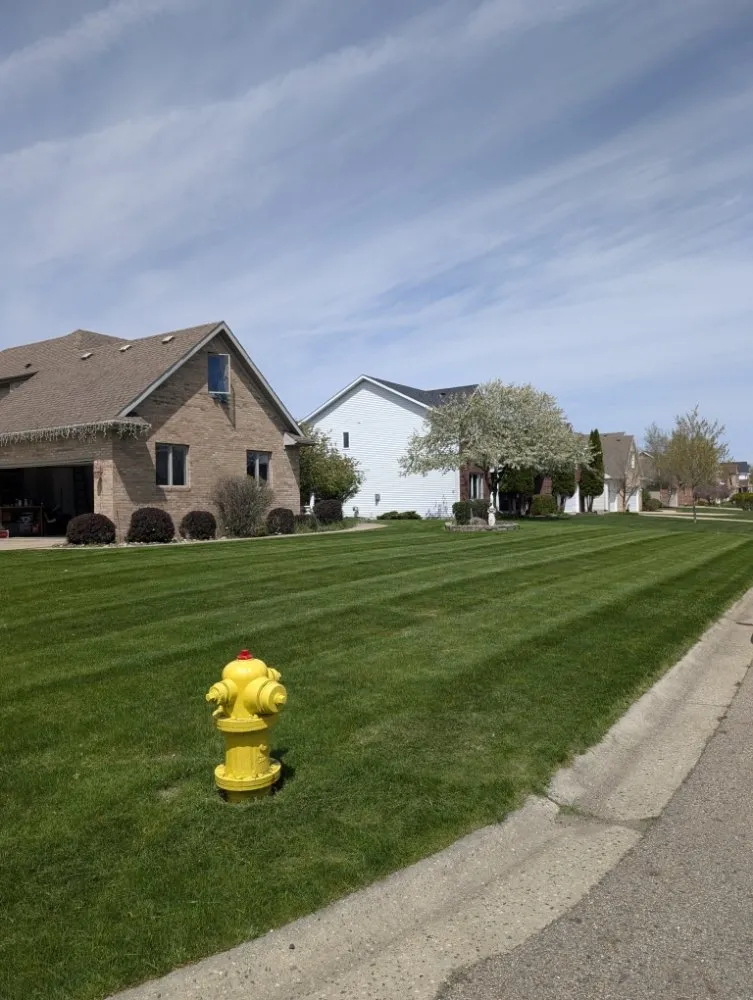 Local landscaping services in Lansing, MI by MowPros Maintenance