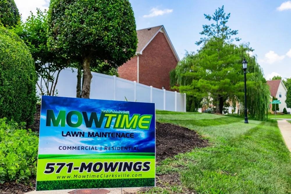 Custom garden landscaping in Clarksville, TN - MowTime