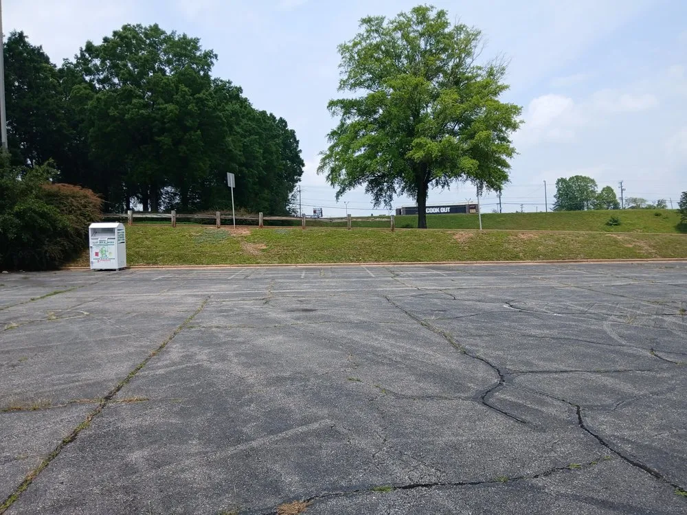 Custom lawn mowing service with custom design across Conover, NC - Mowtivated Landscape