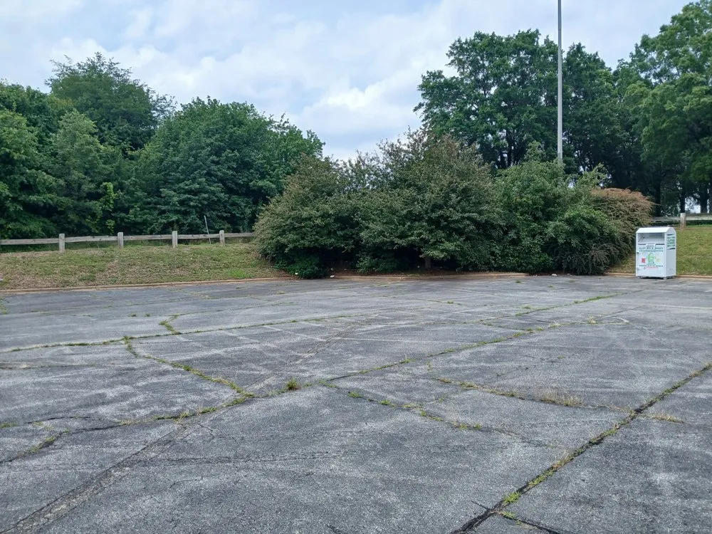 Affordable lawn mowing service in Conover, NC by Mowtivated Landscape