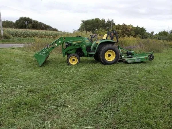 Expert yard maintenance for residential properties in Mercersburg, PA by Mowtivations