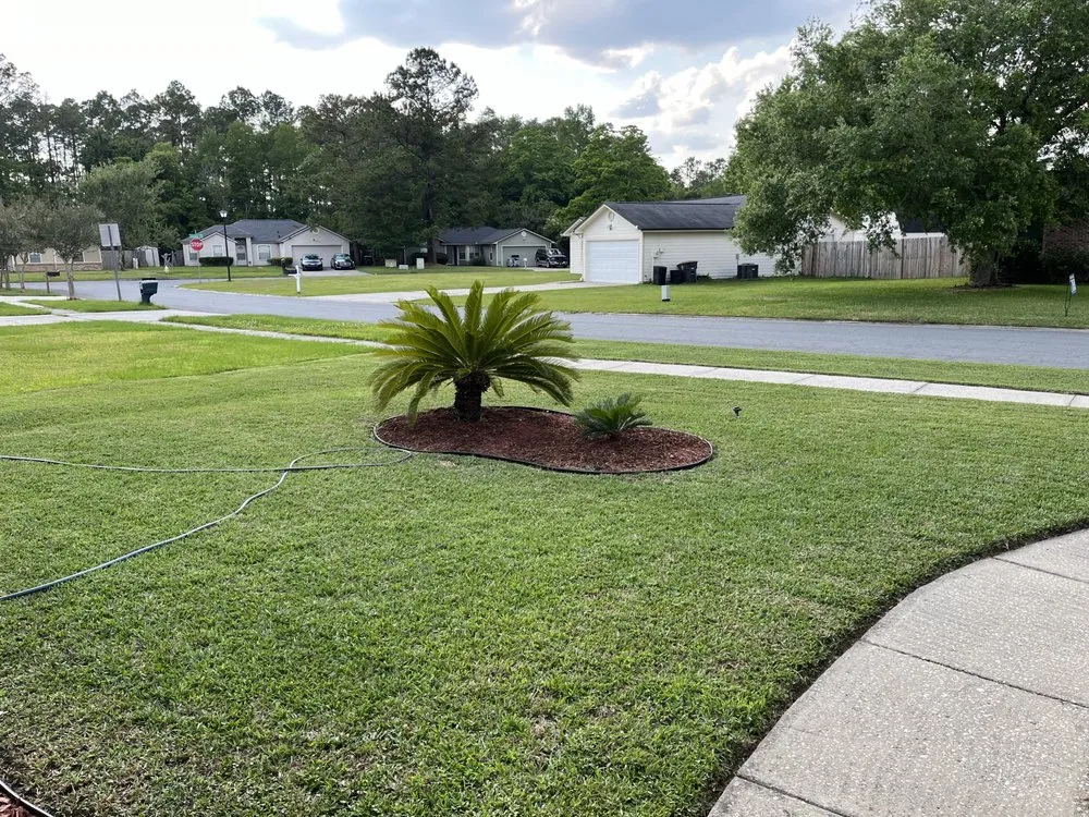 Reliable garden landscaping for residential properties across Jacksonville, FL - Mowtown Cutz