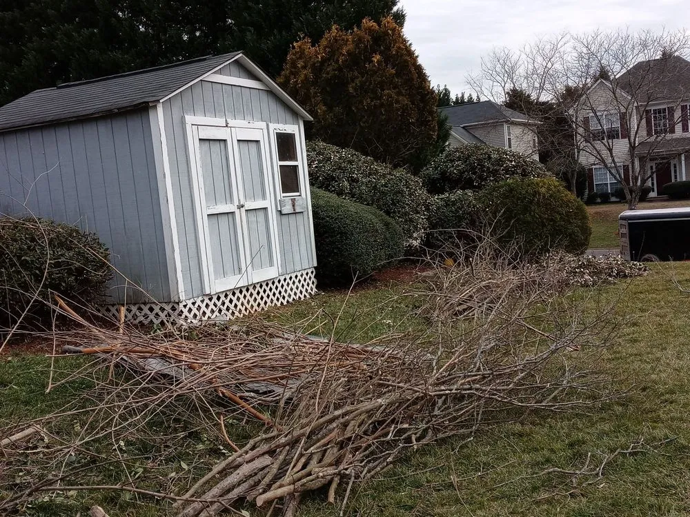 Local yard maintenance in Monroe, NC by Mowtown Grounds Management