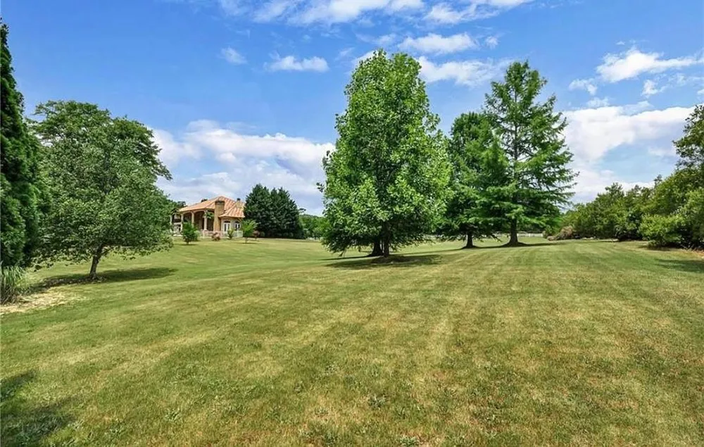 Reliable landscaping services for residential properties across Powder Springs, GA - Mowtown Lawn Care