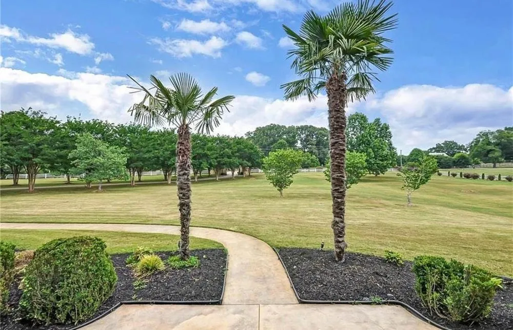 Local yard cleanup service for residential properties across Powder Springs, GA - Mowtown Lawn Care