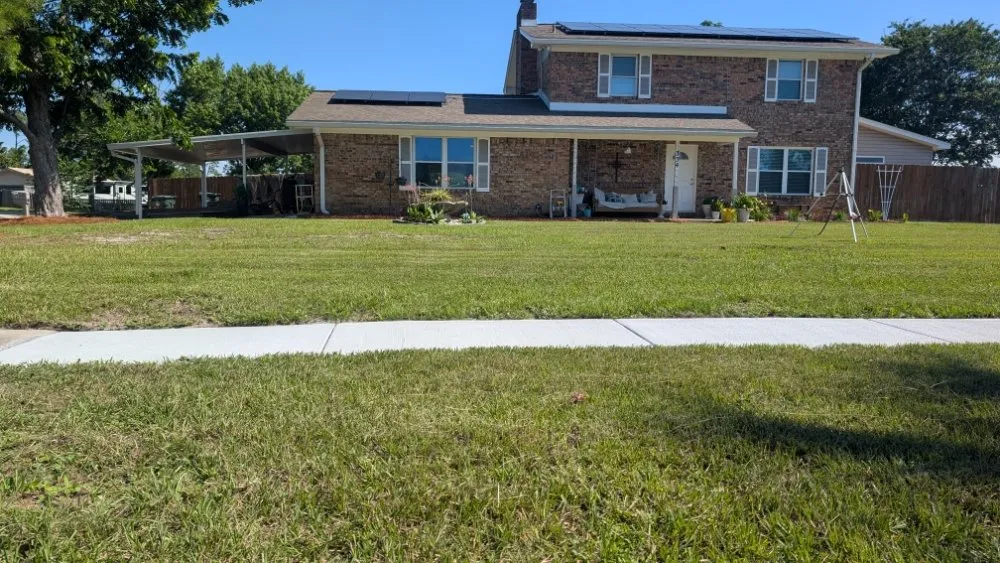 Affordable landscape design for residential properties in Panama City, FL by Mowtown Lawncare