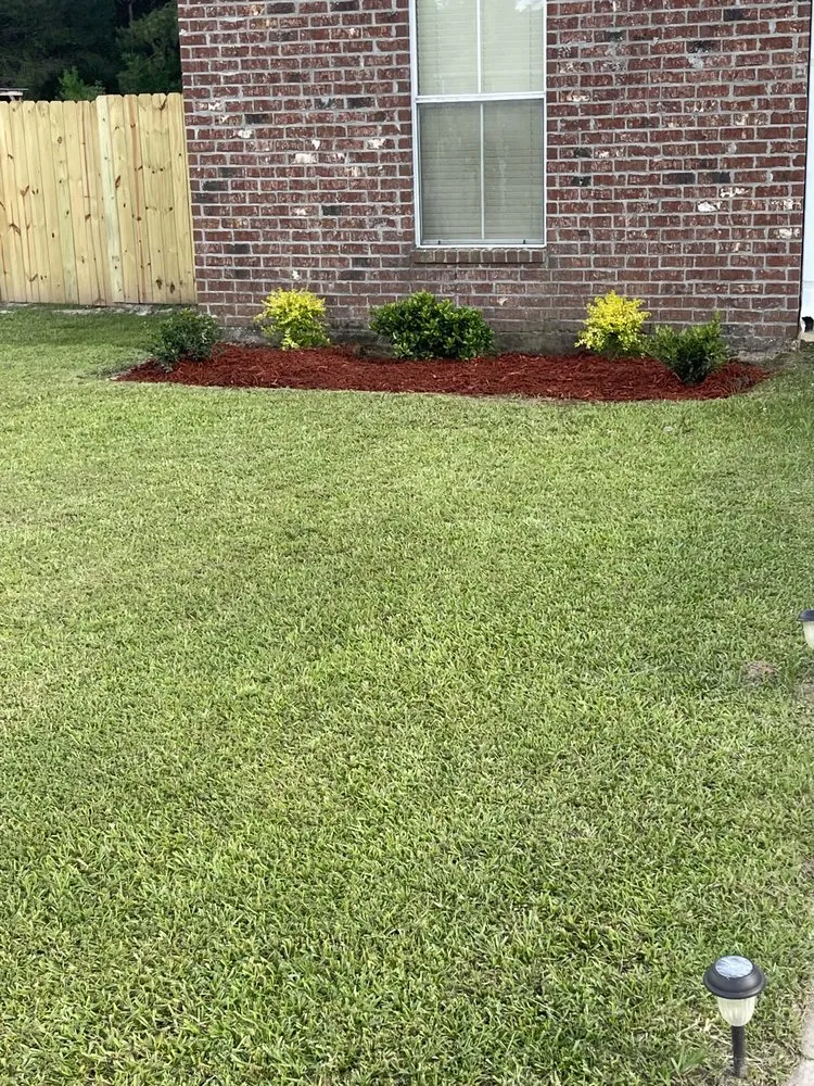 Local landscape design near you in Independence, LA by Mowtrucking