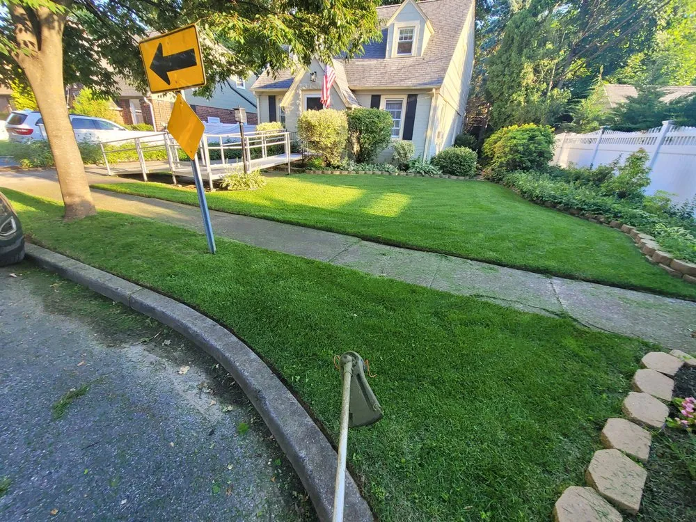 Affordable landscape design experts serving Freeport, NY - Mowzilla Landscaping