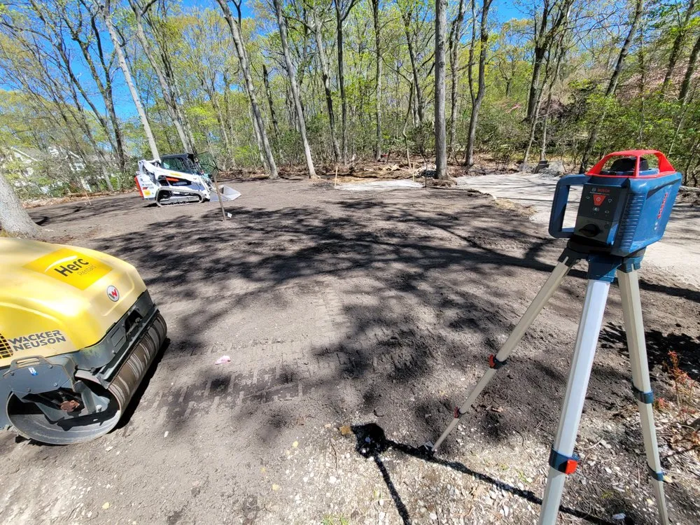 Reliable yard cleanup service in Freeport, NY by Mowzilla Landscaping