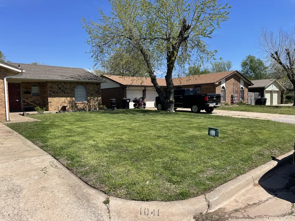 Custom landscape installation near you in Moore, OK by Mowzilla