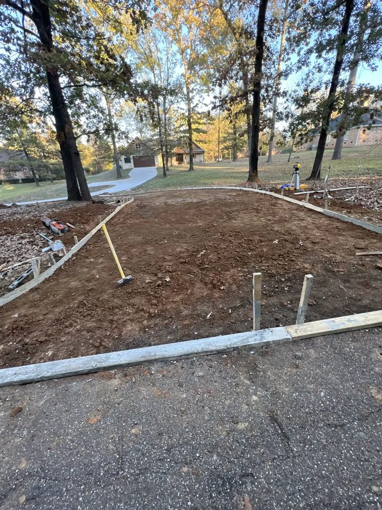 Custom lawn care service in Texarkana, TX - Moya’s Concrete