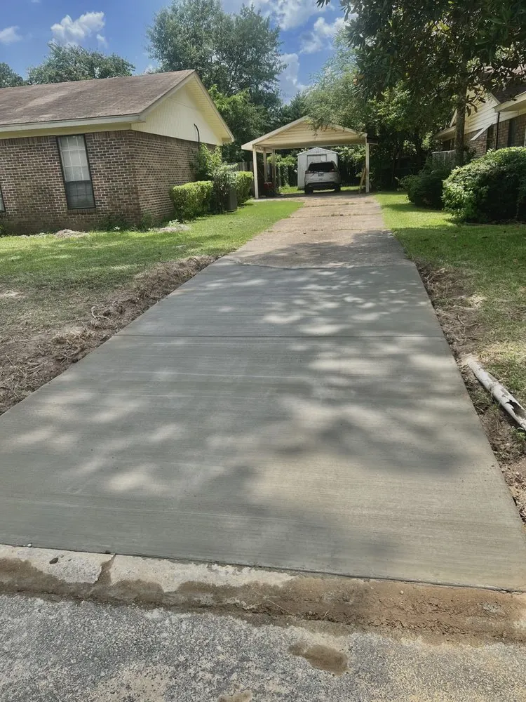 Local outdoor landscaping in Texarkana, TX - Moya’s Concrete