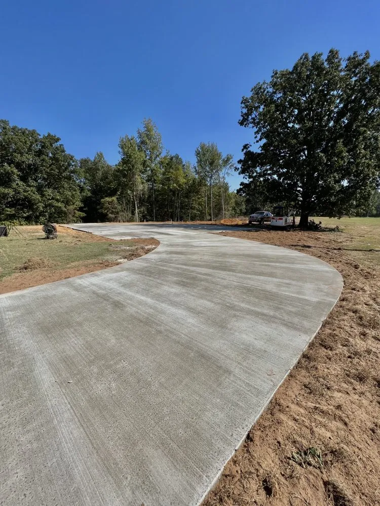 Custom landscape design for beautiful yards across Texarkana, TX - Moya’s Concrete