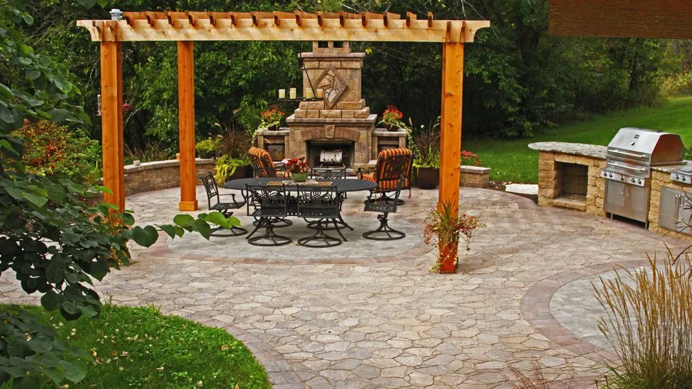 Top-rated landscape installation with custom design across Stoughton, WI - Moyer's