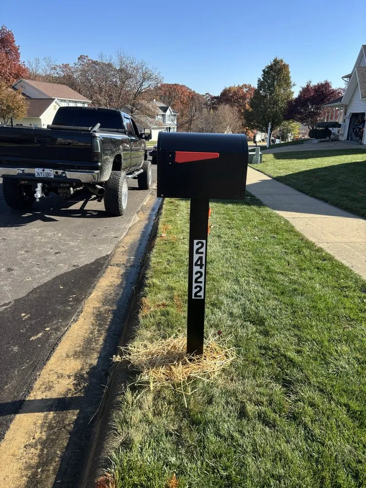 Affordable landscape installation in Peoria, IL by Mph Landscape Contractor