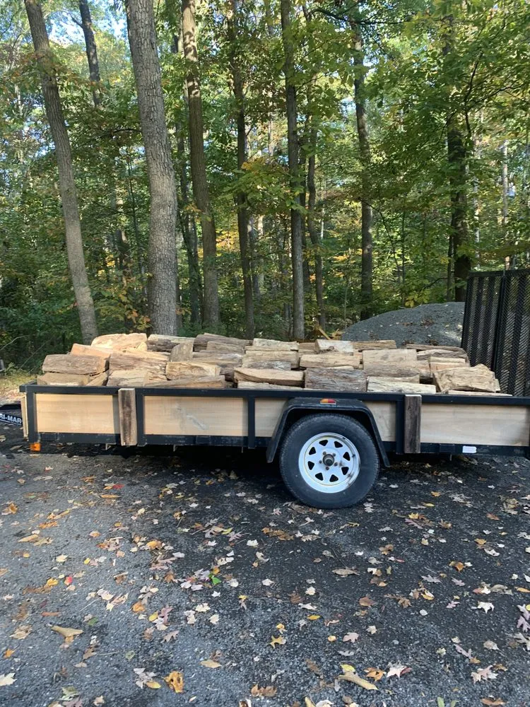 Reliable yard cleanup service in Bethel, PA - Mr & Mrs Landscaping