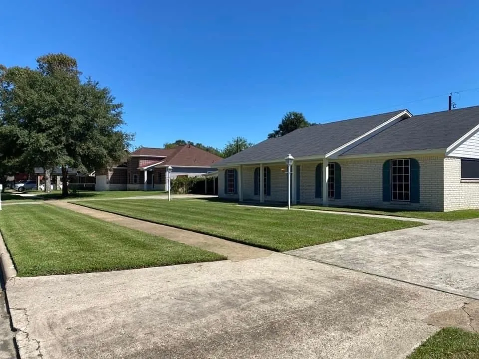 Local residential landscaping in Houston, TX - Mr Avalos Lawn Service