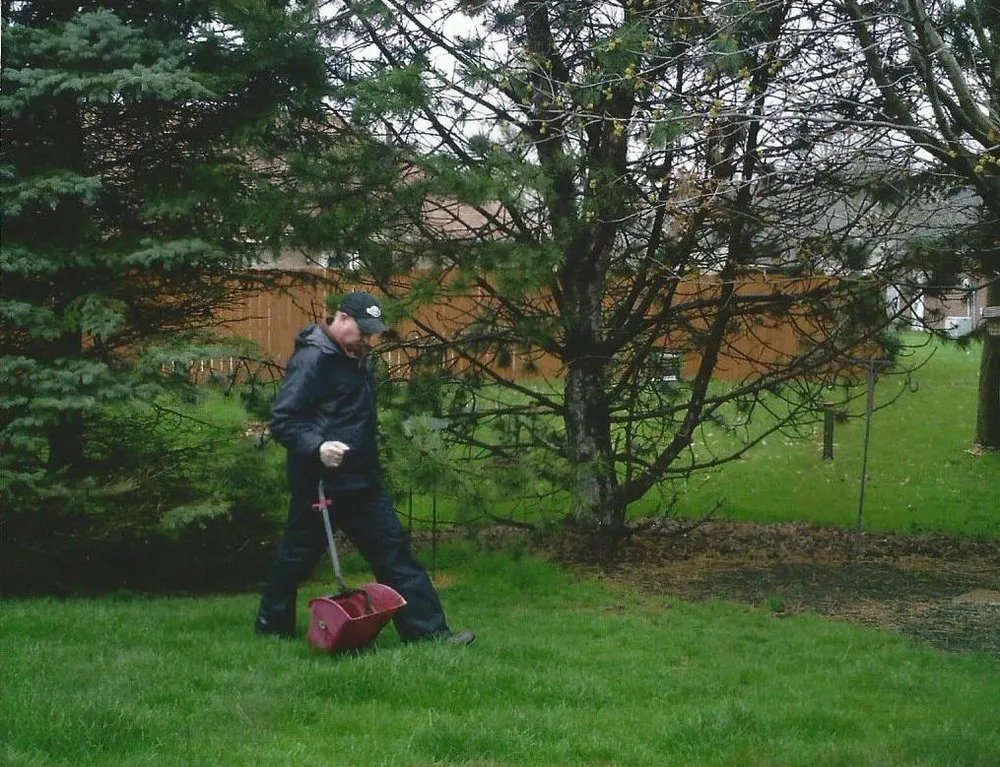 Trusted yard maintenance in Speedway, IN by Mr. B Lawn Service