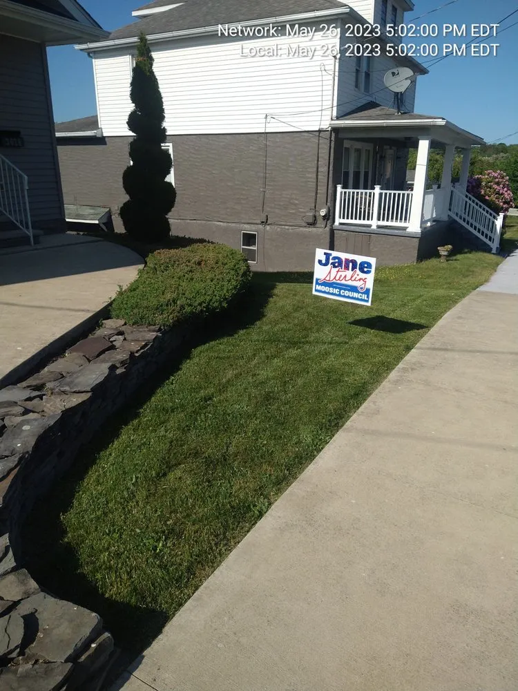 Custom outdoor landscaping experts serving South Abington Township, PA - Mr. Bill & Son