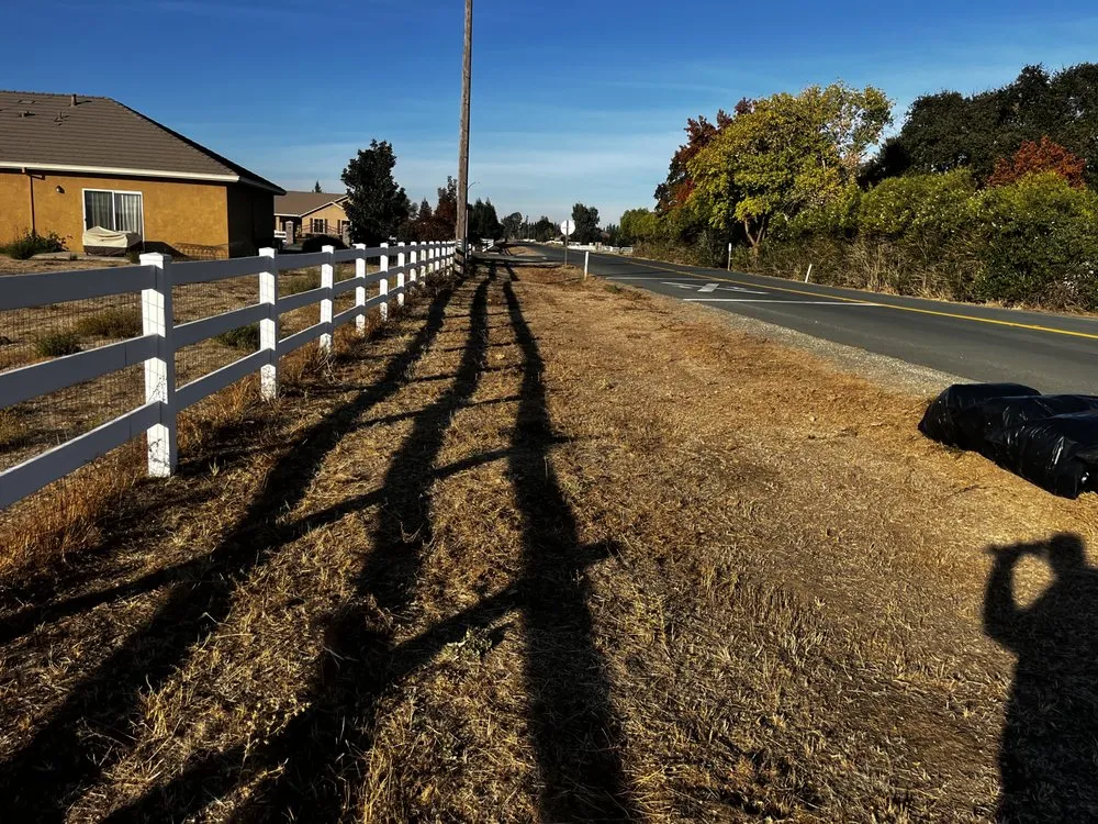 Reliable lawn mowing service in Stockton, CA - Mr. B’s Pressure Washing Service