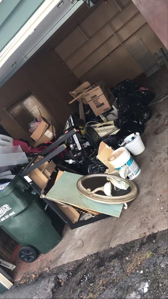 Custom lawn care service experts serving Cleveland, OH - Mr Clean Up Nice - Euclid Ohio's Preferred Junk Removal