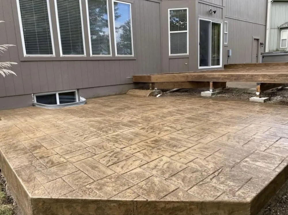 Reliable lawn care service in Manor, TX by Mr Concrete & Services