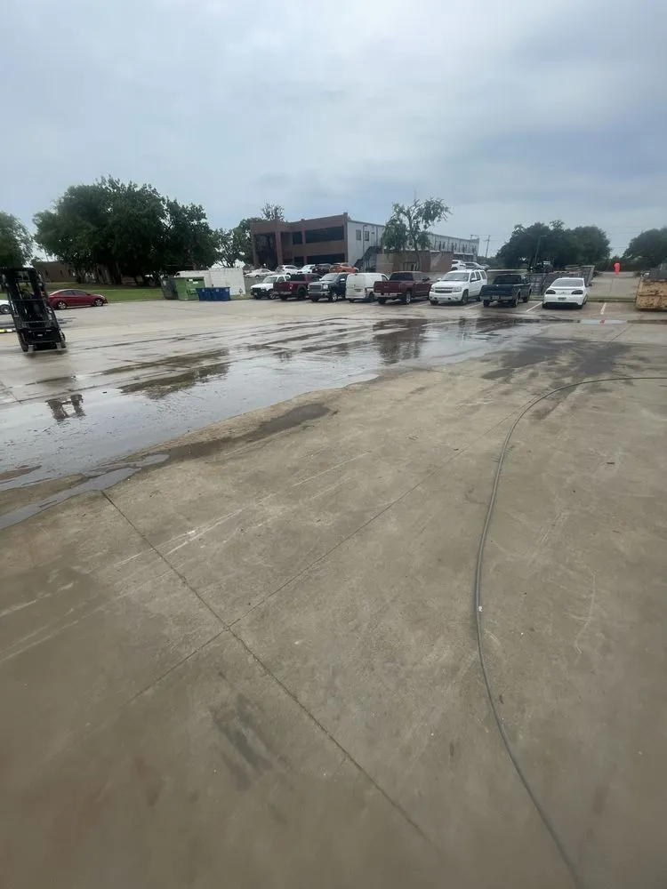 Top-rated lawn mowing service experts serving Duncanville, TX - Mr C’s Home Care