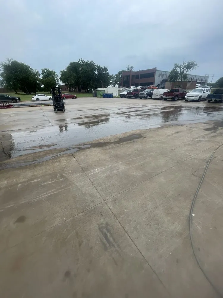 Custom lawn care service experts serving Duncanville, TX - Mr C’s Home Care