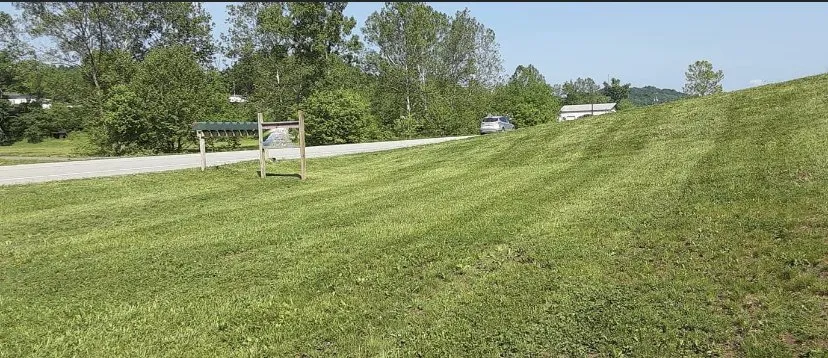 Trusted lawn mowing service experts serving Cambridge, OH - Mr. C’s Lawn Service