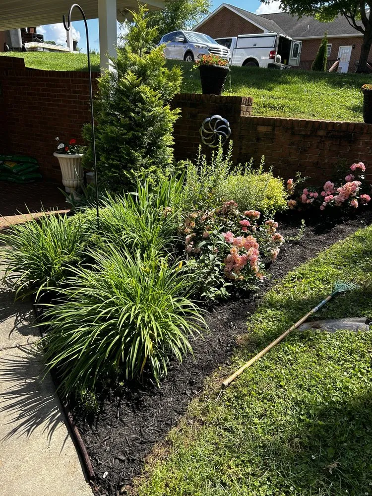 Custom outdoor landscaping in Greeneville, TN - Mr Do It All