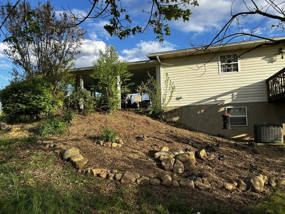 Affordable yard cleanup service in Greeneville, TN by Mr Do It All