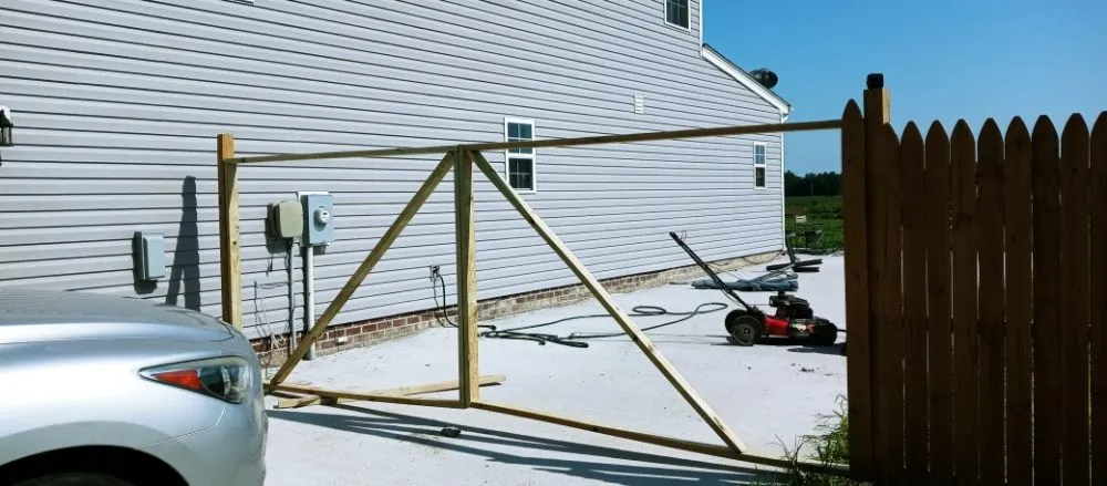 Top-rated residential landscaping experts serving Portsmouth, VA - Mr Green Fences and Landscape