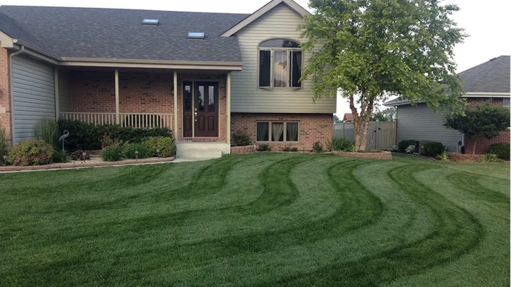 Reliable yard maintenance with custom design across Vineland, NJ - Mr Green Landscaping