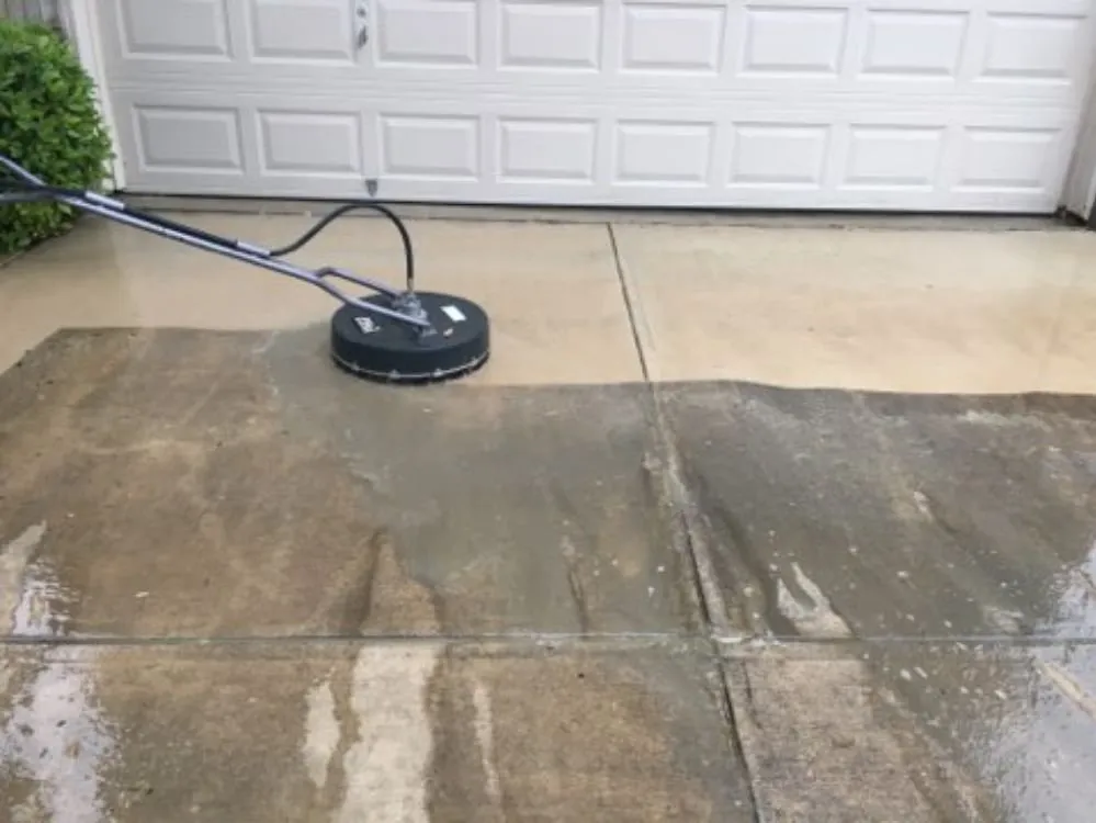 Local lawn mowing service in Schertz, TX - Mr Green Lawn Care & Pressure Washing