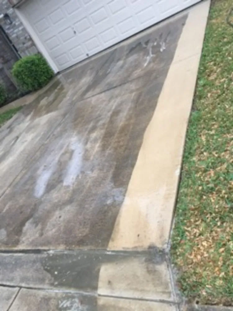 Professional garden landscaping experts serving Schertz, TX - Mr Green Lawn Care & Pressure Washing