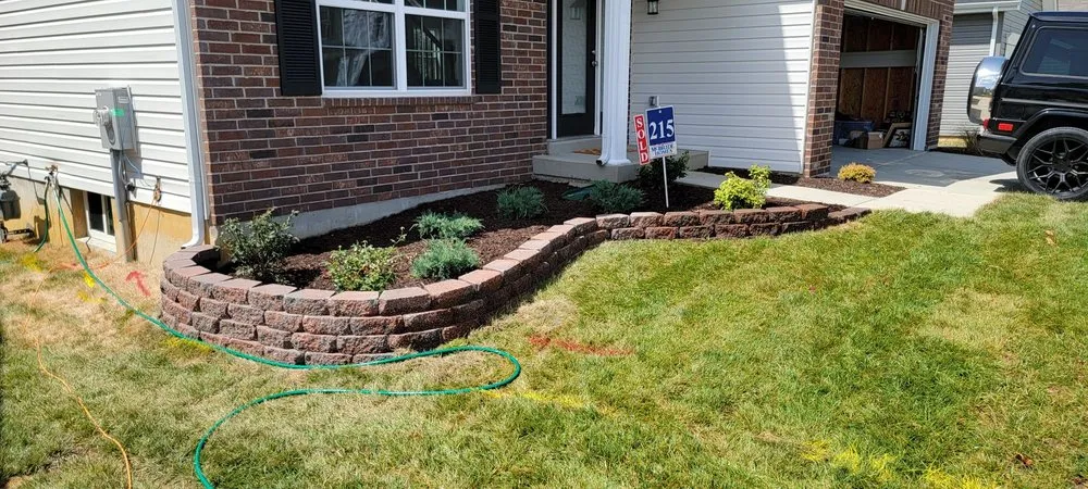 Affordable landscape installation for homes in Saint Louis, MO by Mr Landscape 314