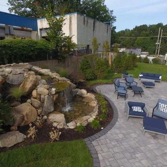 Custom landscape design experts serving Chestnut Ridge, NY - Mr. Landscape