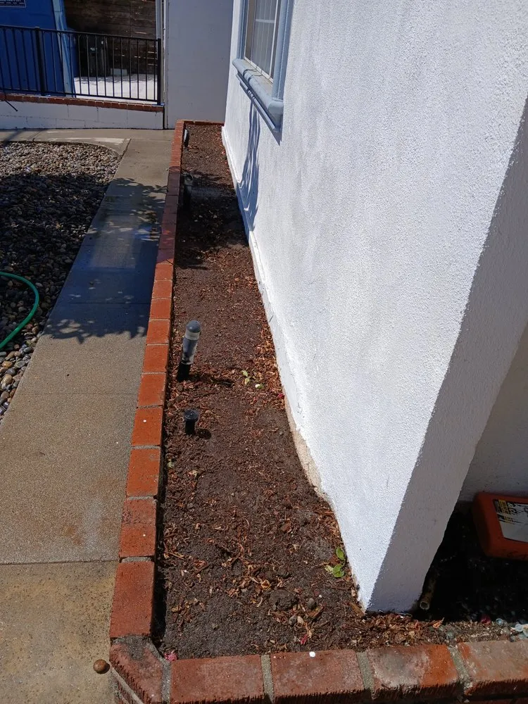 Custom landscaping services with custom design in Inglewood, CA by Mr Landscape