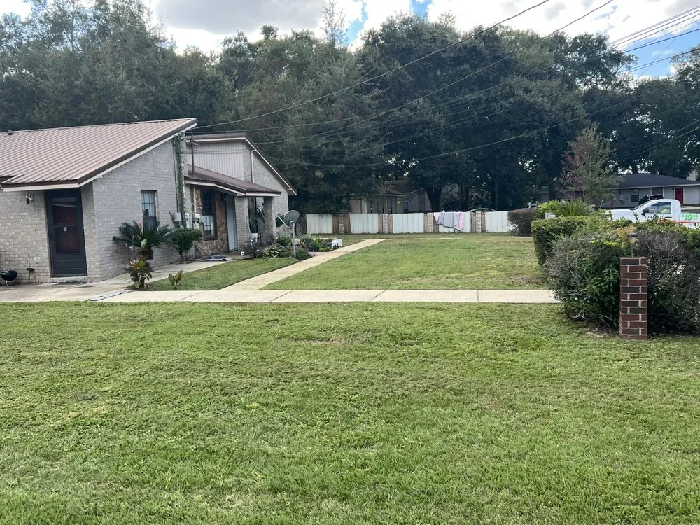 Trusted landscaping services near you across Pensacola, FL - Mr Landscaping