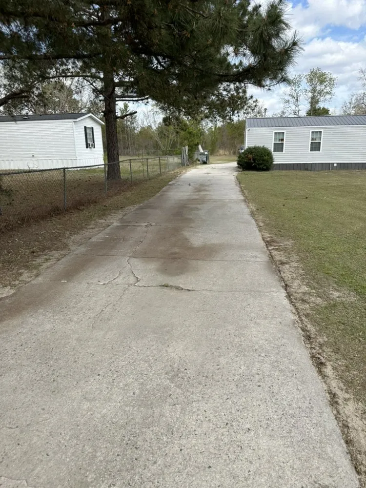 Affordable landscaping services in Saint Pauls, NC - M&R Landscaping