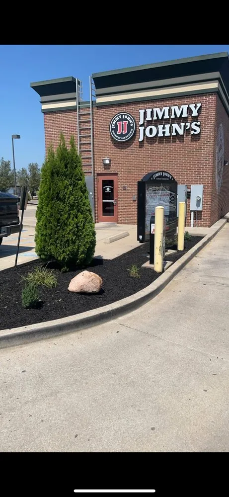 Custom lawn care service for residential properties in Farmington, MO by M&R Landscaping Services