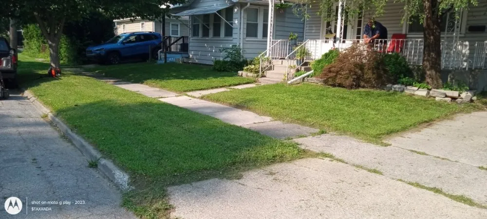 Affordable landscaping services in Toledo, OH - Mr. LAWN & Garden