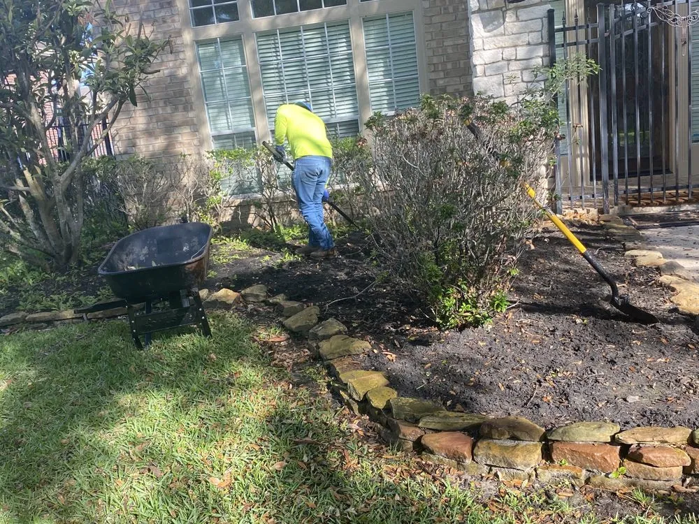 Professional landscaping services in Houston, TX - Mr Lopez Tree Service & Landscaping
