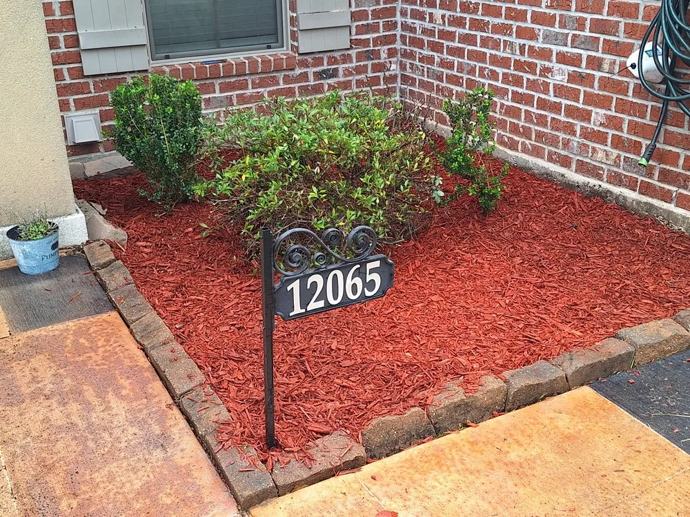 Reliable yard maintenance experts serving Ponchatoula, LA - Mr Manicure