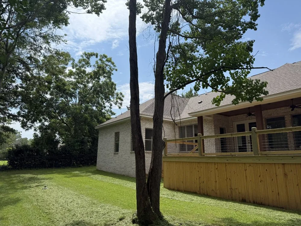 Custom garden landscaping in Collins, MS by Mr Mendit