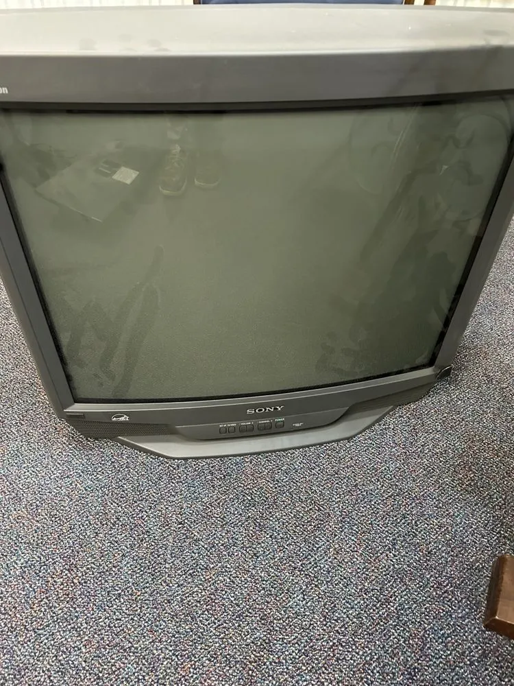 Professional yard maintenance for year-round maintenance across Collins, MS - Mr Mendit