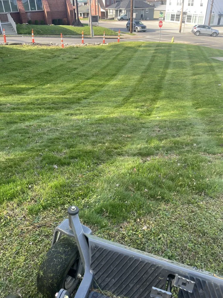 Local lawn care service in Corbin, KY - Mr Mow It All