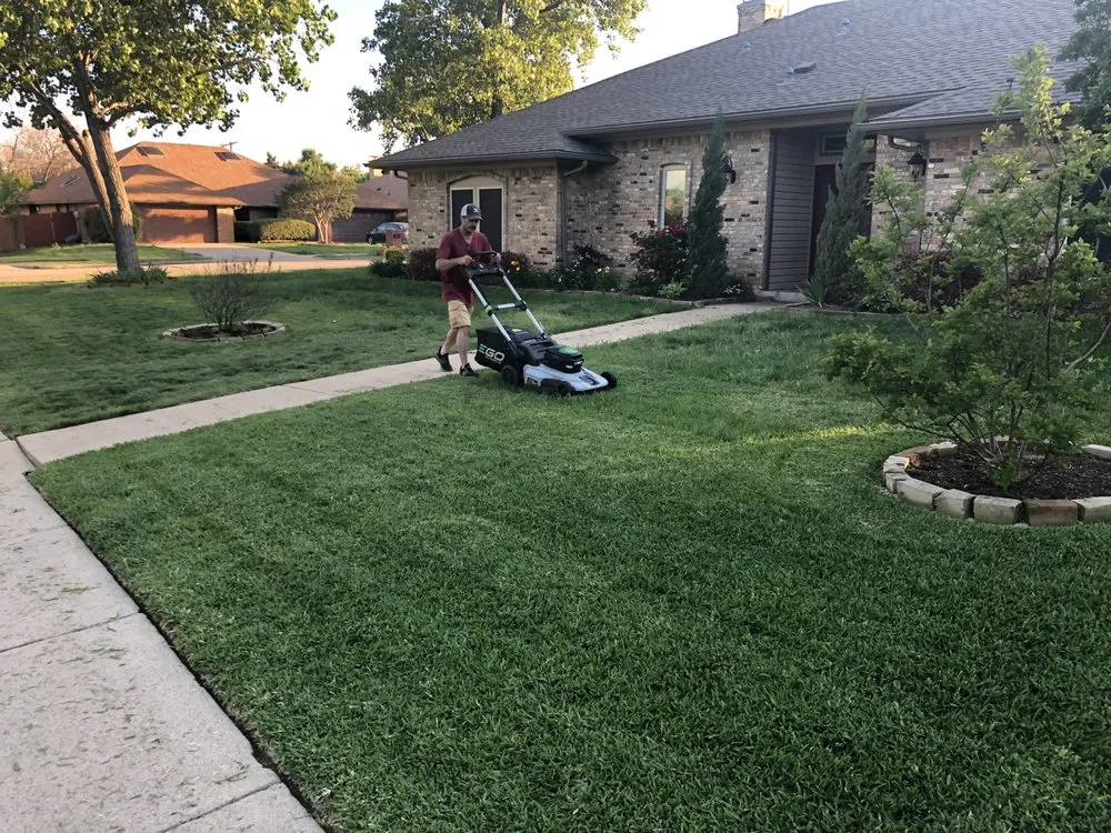 Affordable garden landscaping for homes in Dallas, TX by Mr. Mow It All