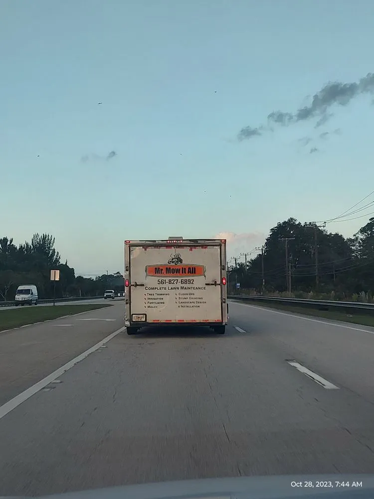 Local landscaping services for beautiful yards in Jupiter, FL by Mr Mow It All